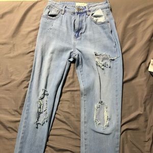 Light wash pacsun ripped jeans